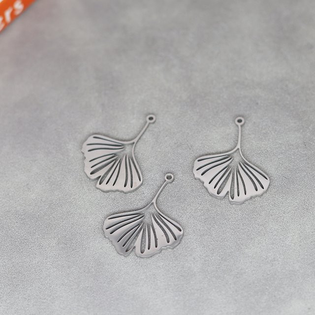 Anhänger Ginkgo Biloba Ahornblätter, Edelstahl, Silber, Unisex - Bild 1