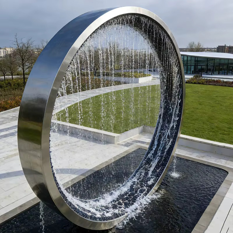 City Garden Dekorative LED Wasserfall Brunnen aus Edelstahl in Silber mit Metallring und moderner Rundform - Bild 2