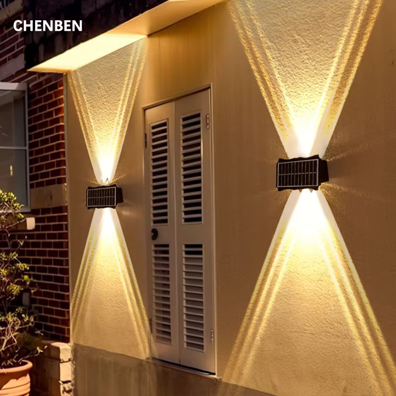 CHENBEN Solar-LED-Wandleuchte für den Außenbereich in Schwarz mit Auf- und Abwärtsbeleuchtung und warmweißem Licht - Bild 2