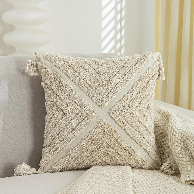 JHWarmo Kissenbezug im Boho-Stil mit geometrischer Stickerei und Quasten, Farbe: Beige, B/T/H: 45 x 45 x 0 cm - Bild 1