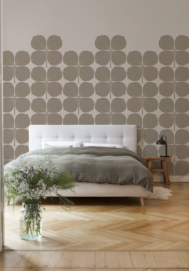Isidore Leroy Mural Bonheur Wandtapete in Ocker mit floralem und botanischem Design aus Vlies - Bild 1