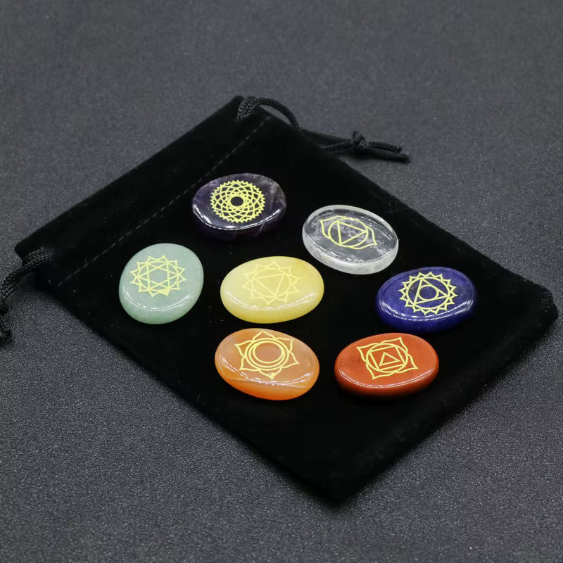 7er Set natürliche Kristallstein Ornamente in ovaler Form für Sieben Chakren Yoga und Heilenergie, mehrfarbig, B/T/H: 28 x 22 x 0,5 cm - Bild 3