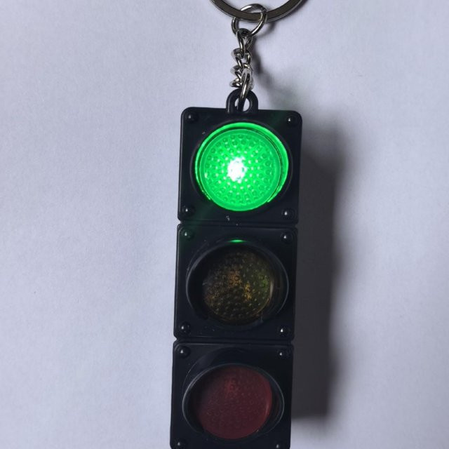 TrendVibeCN Schlüsselanhänger Ampel Scheinwerfer, grau, Unisex - Bild 1