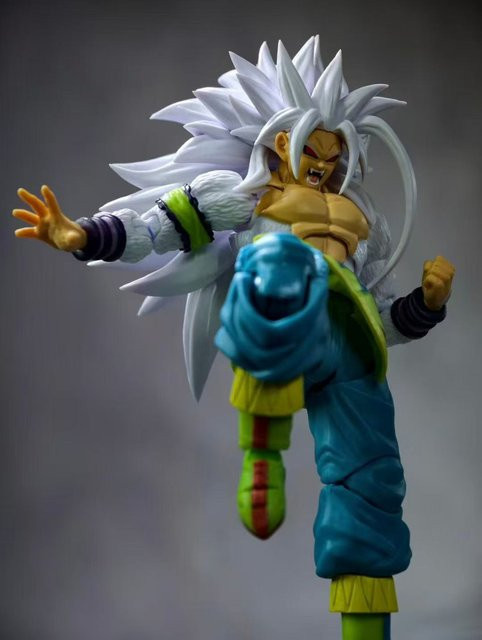 Bandai Dragon Ball SSJ5 Super Saiyan 5 Goku Actionfigur, Einzelfigur - Bild 1