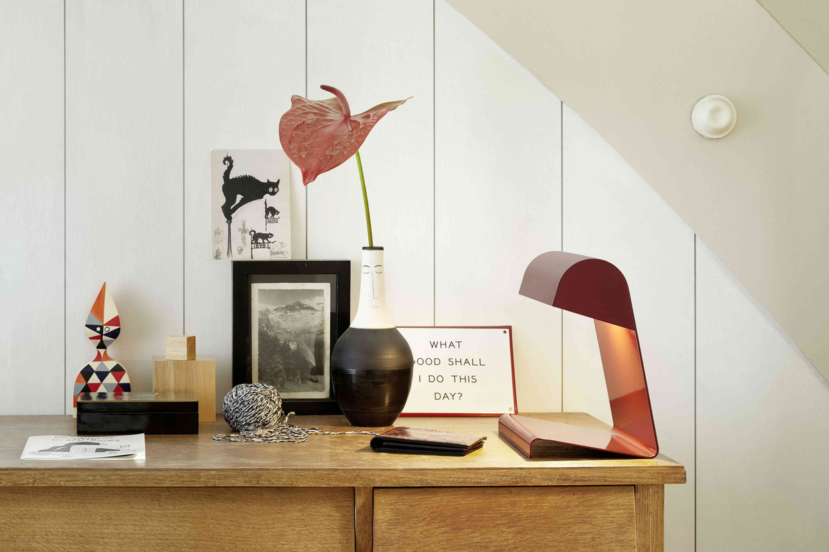 Vitra Tischleuchte Lampe de Bureau in Rot aus Metall für dein Home Office - Bild 2