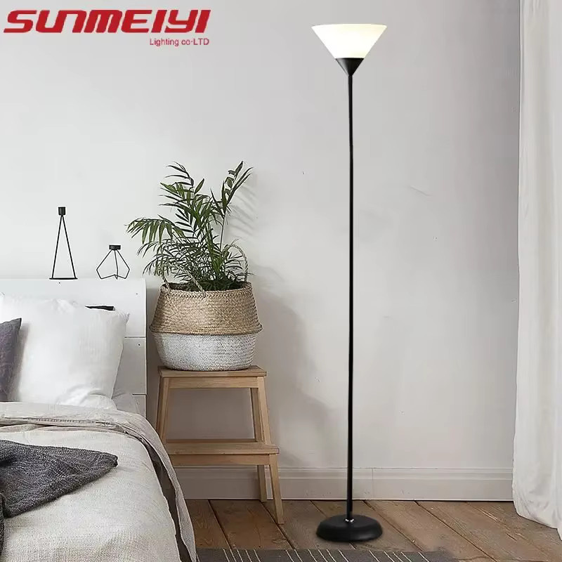 OSABO Moderne Stehlampe im Nordic Minimalist Design mit E27 Fassung für Wohnzimmer und Schlafzimmer in Weiß oder Schwarz - Bild 2