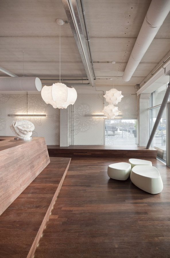 Flos Viscontea Pendelleuchte in Weiss mit dimmbarer LED und E27 Fassung - Bild 2