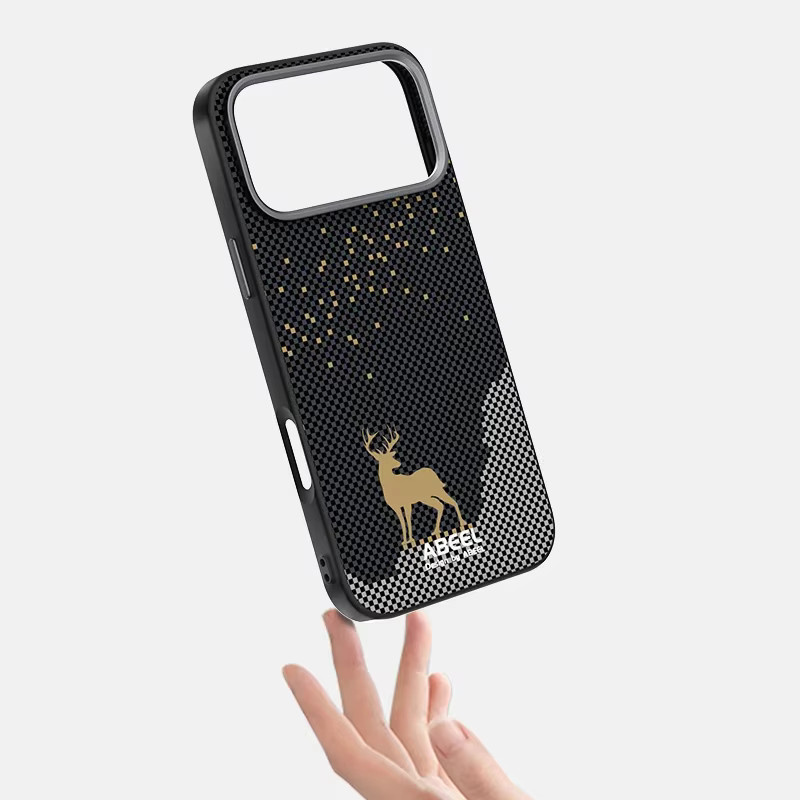 Magnetische Schutzhülle mit Kohlefaser-Textur für Apple iPhone 17 Air und iPhone 17 Pro Max in Schwarz, stoßfeste Rückseite mit kabelloser Ladefunktion - Bild 2