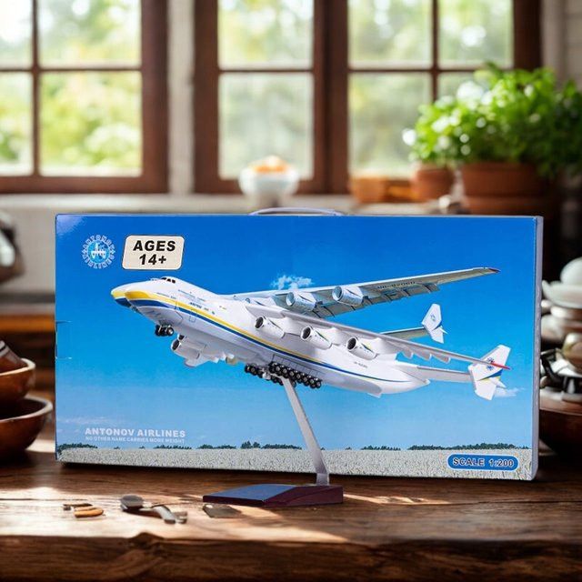 ZOCO Antonov AN-225 Mriya Modellflugzeug Harz Replik im Maßstab 1:200 mit 42 cm Länge - Bild 1