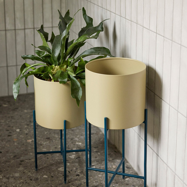 Hübsch Interior Übertöpfe Airy Modern Tabletop aus Eisen, 2er Set, Khaki, Petrol, Beige, Höhe: 25 cm - Bild 1