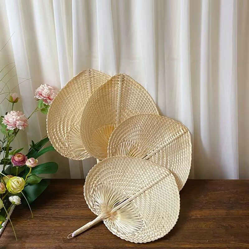 Handgemachter herzförmiger Fächer aus Bambus und Stroh in Beige für deine Bohemian Home Dekoration - Bild 5