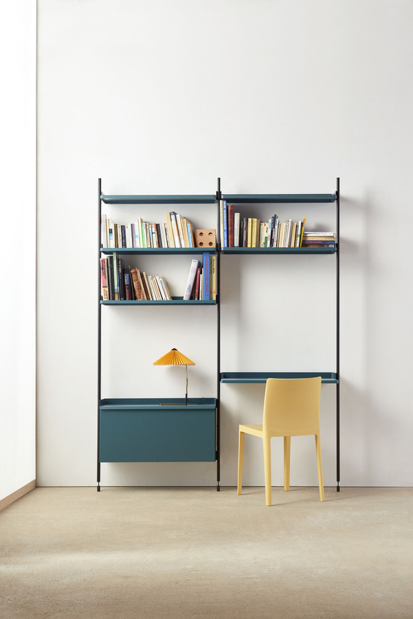 HAY Pier System 12 Regal mit Schreibtisch und zwei Regalböden in Blau aus Aluminium und Stahl - Bild 2