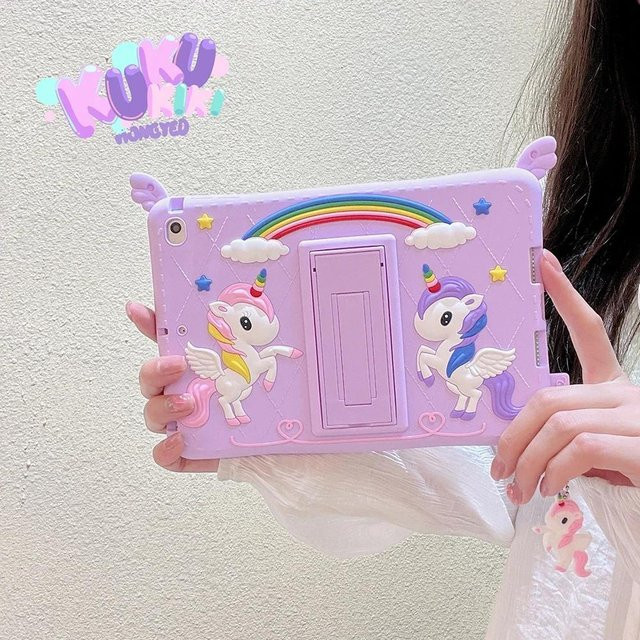 Weiche Silikon Schutzhülle mit 3D Cartoon Design und Ständer für Apple iPad Air, iPad Pro 11 und iPad 10.2 für dich in Lila - Bild 1