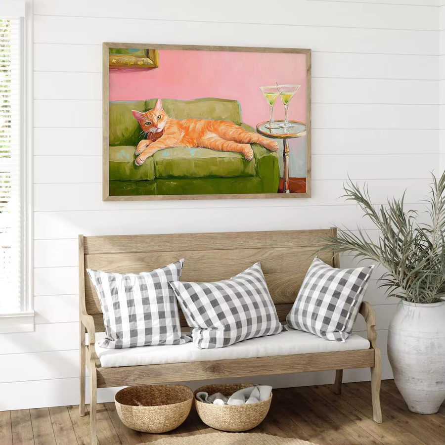 Retro Wandkunst Poster von SHENCHEN mit Illustration einer orangefarbenen Katze beim Martini in Rot - Bild 2