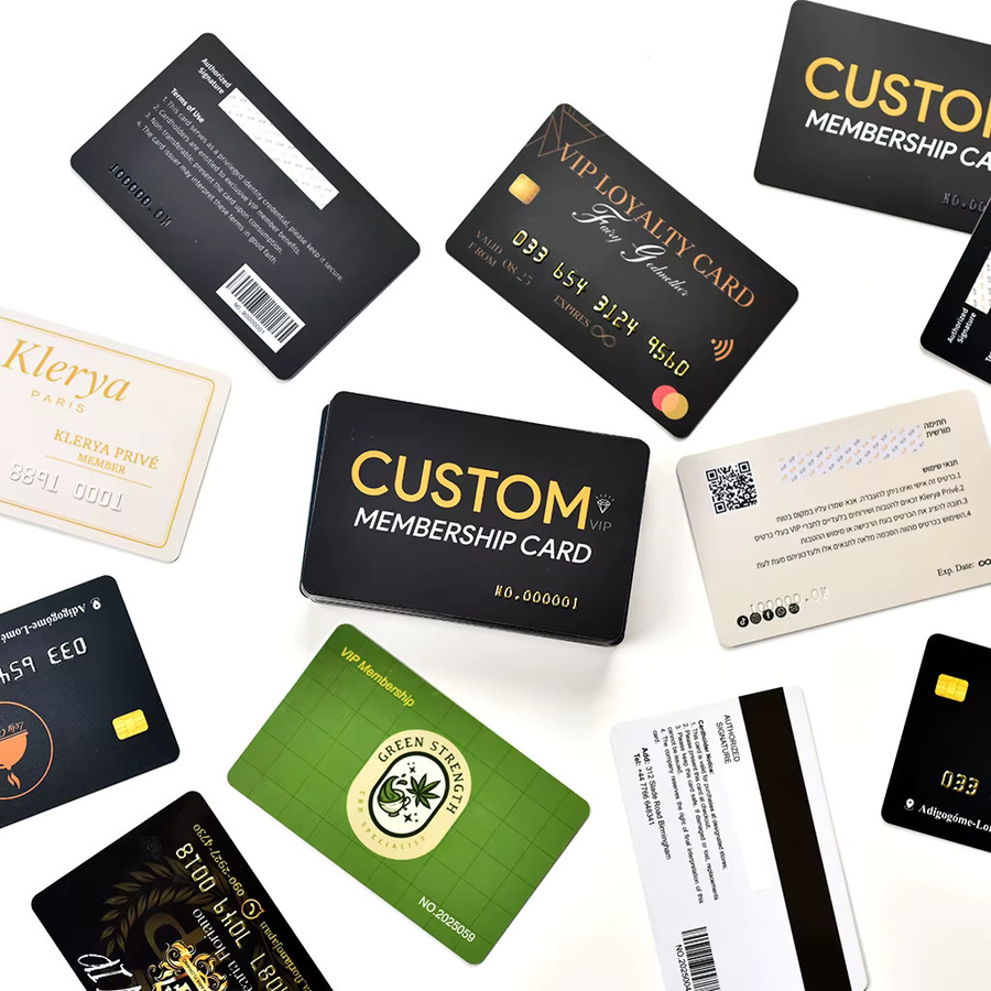 Personalisierte VIP-Mitgliedskarten aus Kunststoff in Schwarz mit Barcode, geprägter Nummer oder Magnetstreifen für dein Unternehmen - Bild 2