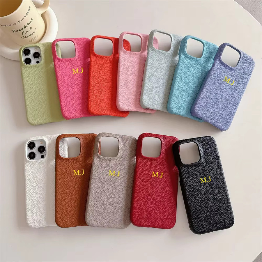 Personalisierte Leder-Handyhülle für Apple iPhone in Pink mit individuellem Namen - Bild 2