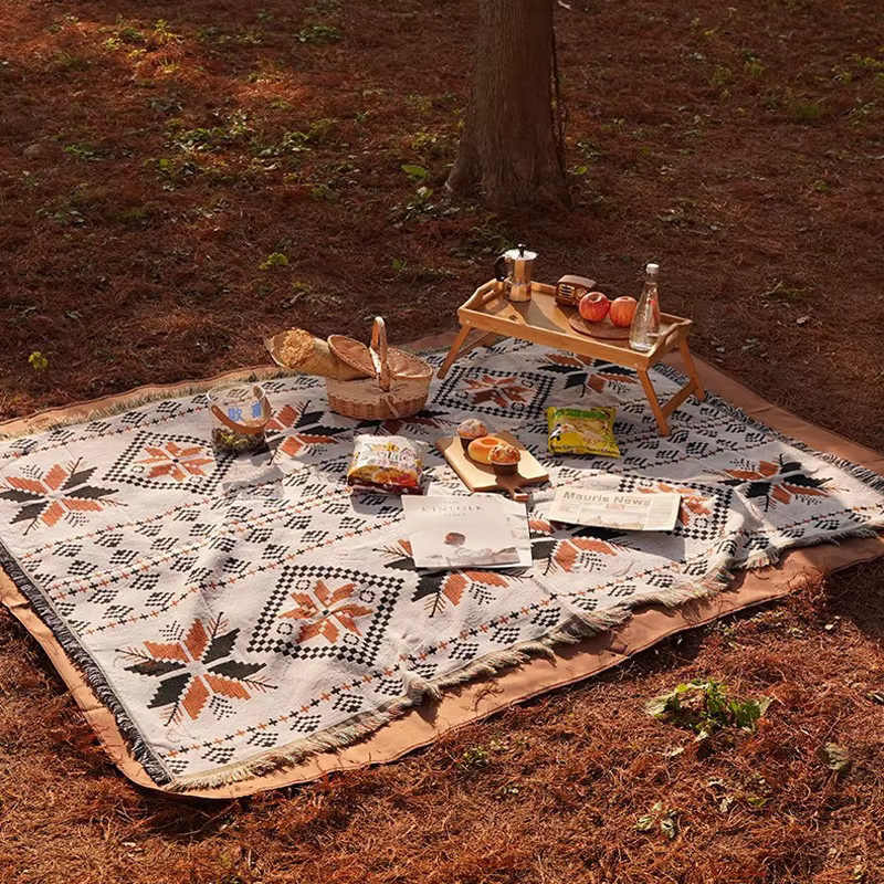 Langlebige Vintage-Campingdecke aus reißfester Polyesterfaser in Multicolour für Picknick und Strand - Bild 2