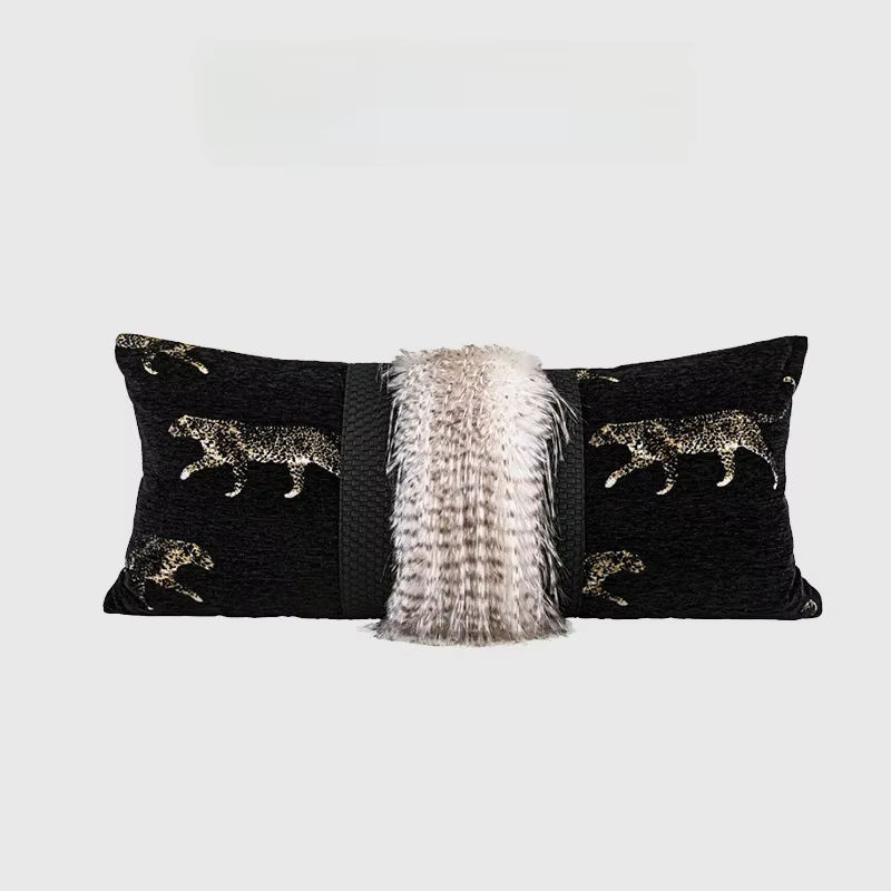 DAVINRICH Lendenkissenbezug Panthera Jacquard in Gold und Schwarz mit Chenille und Kunstfell-Dekor - Bild 6