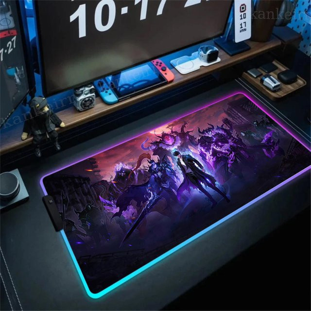 RGB LED Gaming Mauspad mit Anime-Design für PC Gamer, Multicolour - Bild 1