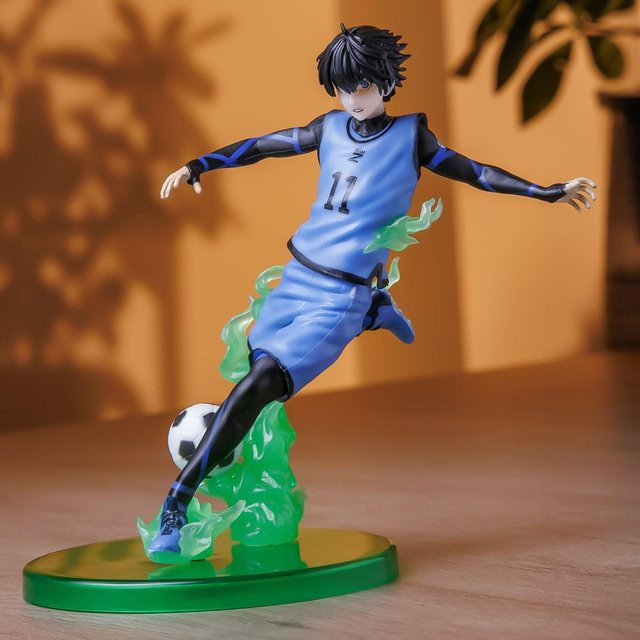 Yiran toy 1 Blue Lock Figur Statue Nagi Sei Shirou Jeshiyi Vinyl - Bild 1