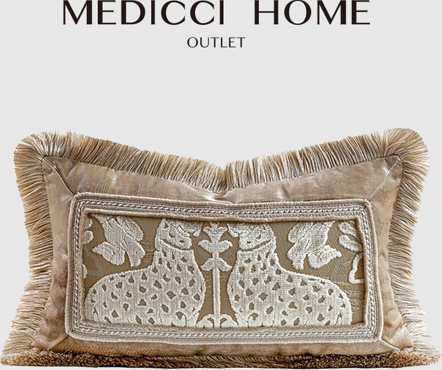 Medicci Home Dekorativer Kissenbezug aus venezianischem Samt mit Löwen- und Hundemotiv in Beige mit Fransenborte - Bild 1