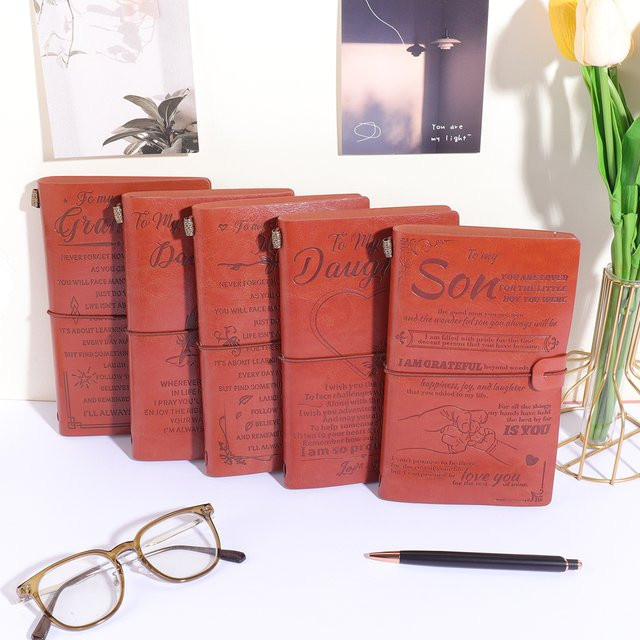 Vintage Ledernotizbuch mit Hardcover und Innentasche in Braun - Bild 1