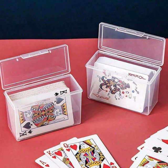 Transparente Karten-Aufbewahrungsbox aus Kunststoff mit Deckel und beschrifteten Fächern für Poker und Brettspiele, B: 10,5 cm, T: 6,6 cm, H: 1,0 cm - Bild 1