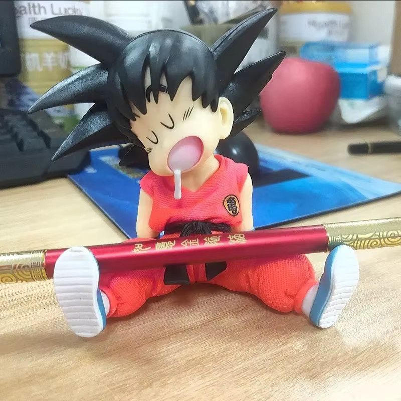 Bandai Goku-Figur im Schlafmodus als Tischdekoration und Ornament - Bild 4