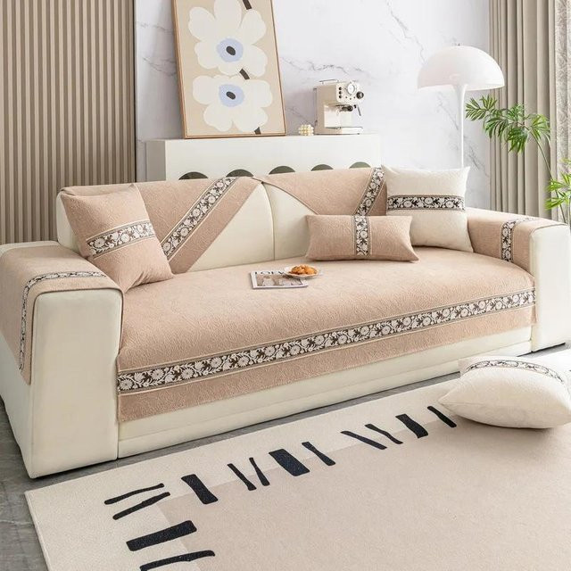 Moderner Chenille Kissenbezug in Beige mit geprägtem Vier-Jahreszeiten-Design, B/B: 70 x 70 cm - Bild 1