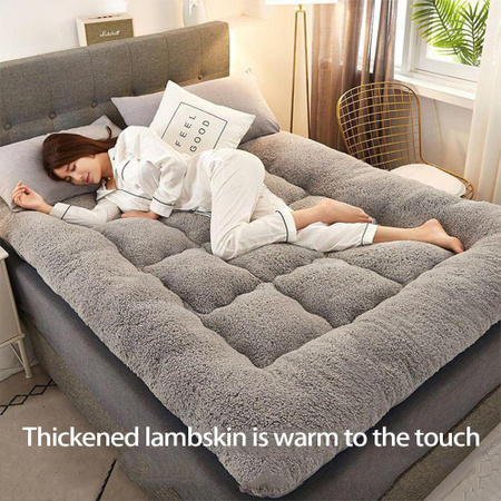 Dicke Matratzenauflage aus Lammfellimitat in Kaffeebraun, B/B: 180 x 220 cm
