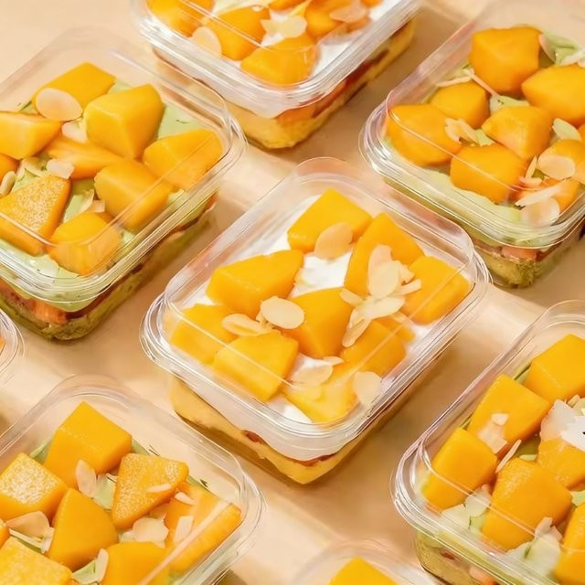 Transparente Einweg Dessertboxen aus Kunststoff für Mousse und Tiramisu, Rechteckige Kuchenboxen für Party und Hochzeit - Bild 1