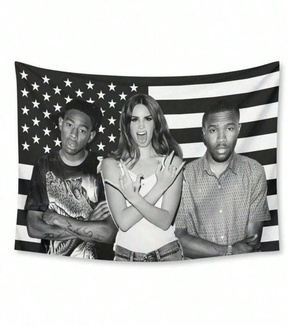 Retro Musik Wandteppich mit Lana Del Rey, Frank Ocean und Tyler The Creator von JMG Household Supplies, B/H: 60 x 40 cm - Bild 1