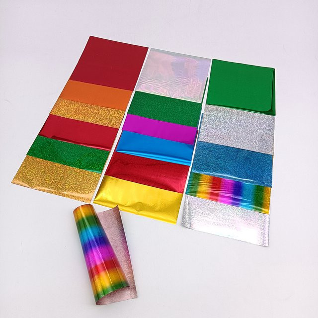 102 Stück Holographische Heißfolien Transferfolien für Papier und Leder zum Stempeln und Basteln - Bild 1