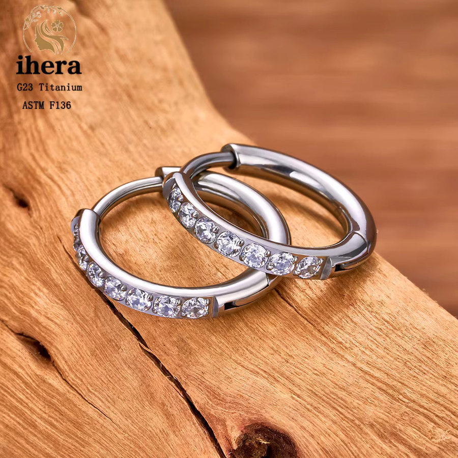 ihera Ohrringe Titan, Zirkonia, Silber, Damen - Bild 1