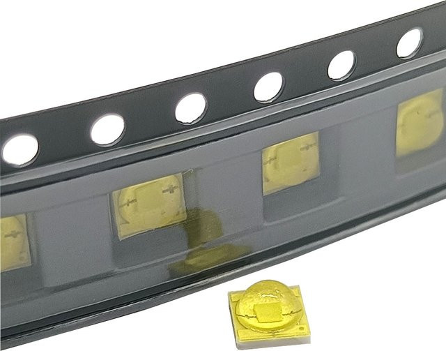 TAKEY 100 Stück SMD LED Perlen Kaltweiß 90 Lm Hochleistung für LCD und TV Hintergrundbeleuchtung - Bild 1