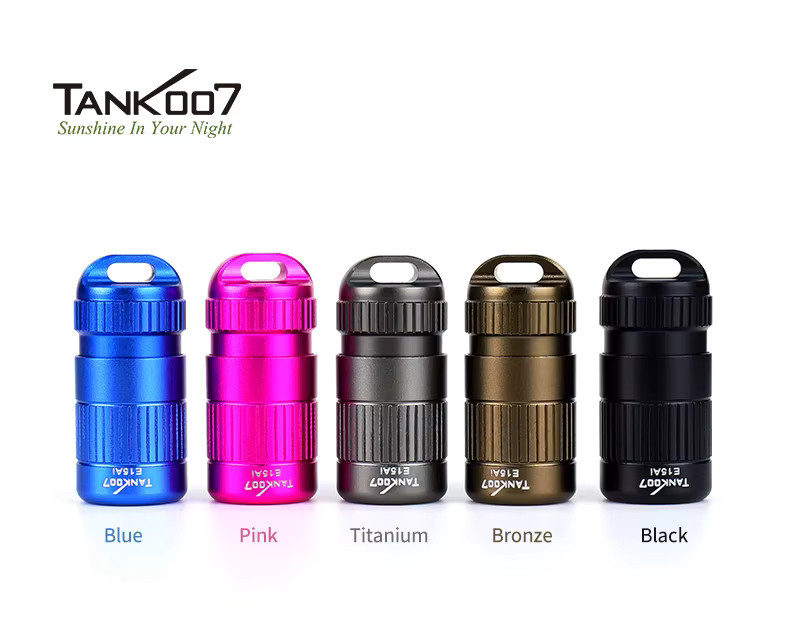 TANK007 E15 Mini LED Taschenlampe mit Knopfzellen, IPX7 wasserdicht und robustes Metalldesign in Blau - Bild 5