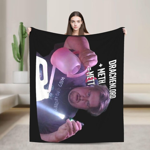 ZX Blanket Drachenlord Poster Überwurfdecke aus Flanell in Schwarz, B/B: 203,2 x 203,2 cm - Bild 1