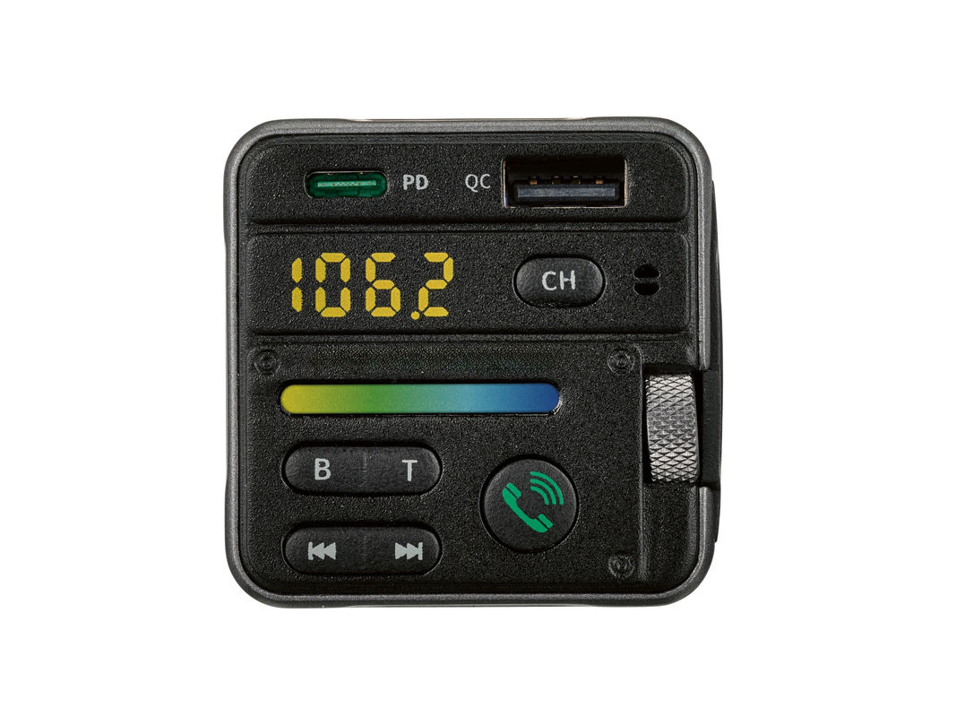 TRONIC Bluetooth FM-Audio-Transmitter mit 20 W in Schwarz mit USB-A und USB-C Anschlüssen - Bild 4