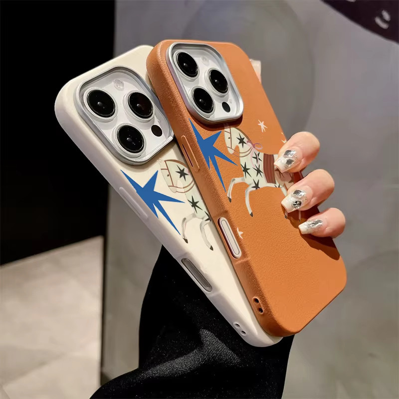 Handyhülle mit koreanischem Stern-Pferd-Design für Apple iPhone in Rotbraun und Grau - Bild 2