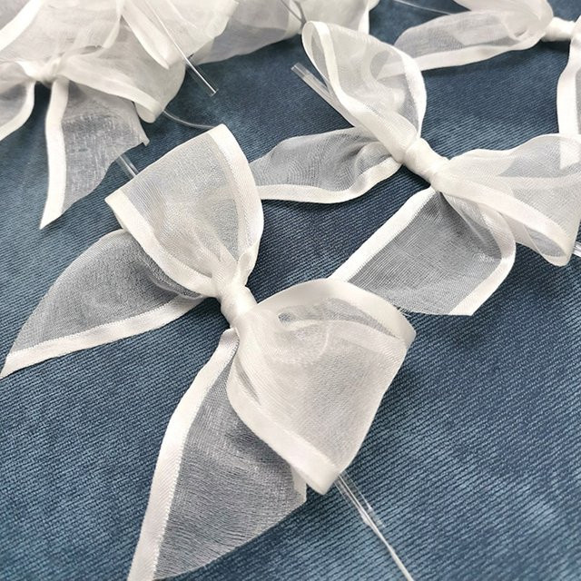 RIBBON HOUSE Organza-Schleifen für Mädchen in Weiß, 30 Stück, Breite: 11 cm - Bild 1