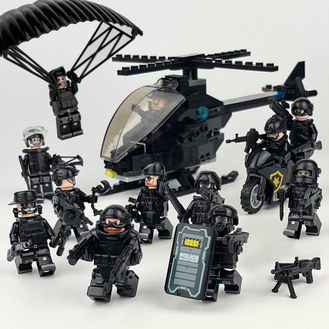 M-24 Spezialpolizeihubschrauber, Kleinpartikelmodell, 6-teiliges Set, ab 14 Jahren - Bild 1