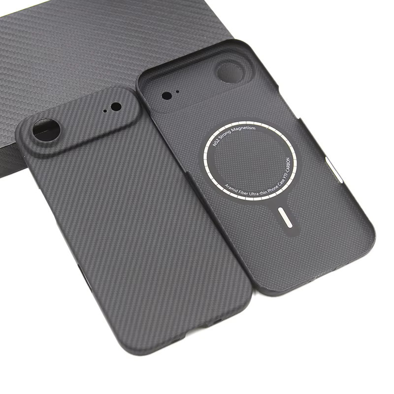 ZXKE True Fiber Hülle für Apple iPhone 17 Pro Max in Schwarz mit Aramidfaser-Schale und magnetischer Autohalterung - Bild 2
