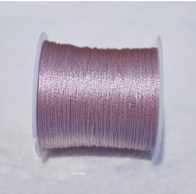 Stickgarn für DIY-Projekte mit 12 Strängen in Rosa mit Gold- und Silberlinien - Bild 1