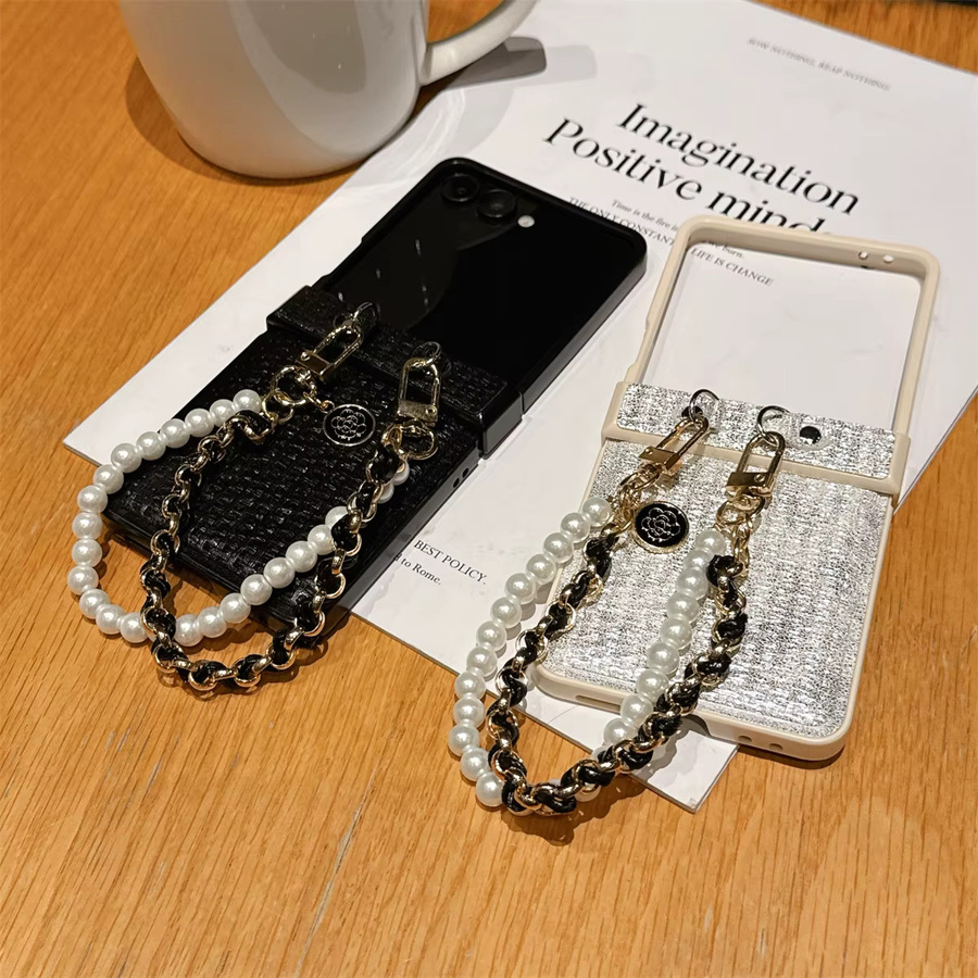 Luxuriöse Leder Handyhülle mit Handgelenkschlaufe für Samsung Galaxy Z Flip 7 6 5 4 3 5G in Weiß - Bild 4