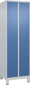C+P Schließfachschrank Classic PLUS mit 2 Abteilen und Füßen, Farbe Lichtgrau und Fernblau, B/T/H: 60 x 50 x 195 cm - Bild 1