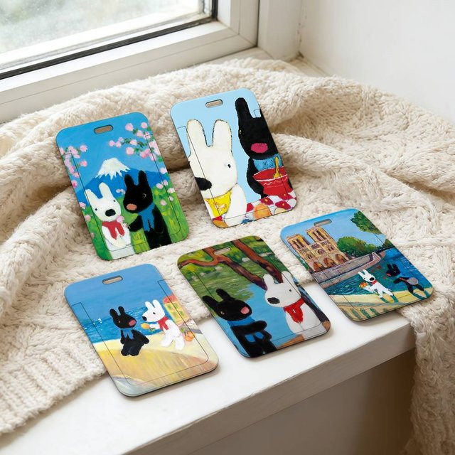 Gaspard und Lisa Ausweishüllen-Set mit weichem Umhängeband und Namensschild in Multicolour - Bild 1