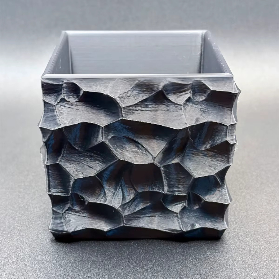 Schwarzer Obsidian Stifthalter aus Kunststoff als multifunktionaler Schreibtisch-Organizer für dein Büro oder Zuhause - Bild 3
