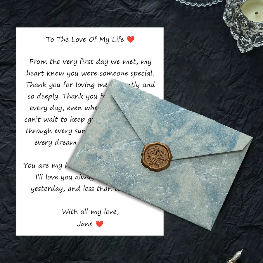 Individuelle Briefe und Umschläge aus Papier in Lila für DIY-Projekte zum Valentinstag oder zum Drucken von Dokumenten - Bild 3
