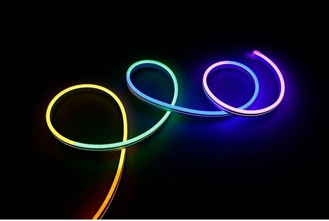 Eglo LED Stripe RGBIC Wandleuchte in Schwarz-weiß, Mehrfarbig, Länge: 3 m, 3,6 W - Bild 1