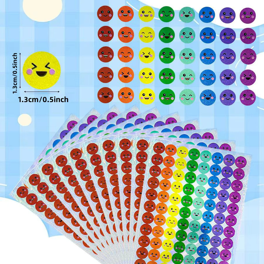960 Stück Happy Face Aufkleber in Multicolor – Selbstklebende Smile-Belohnungssiegel aus Glitzerfolie - Bild 2